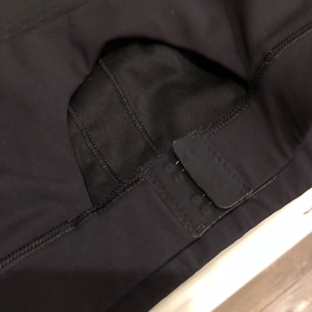 Lululemon Y Back Train Bra - Picture 7 of 7